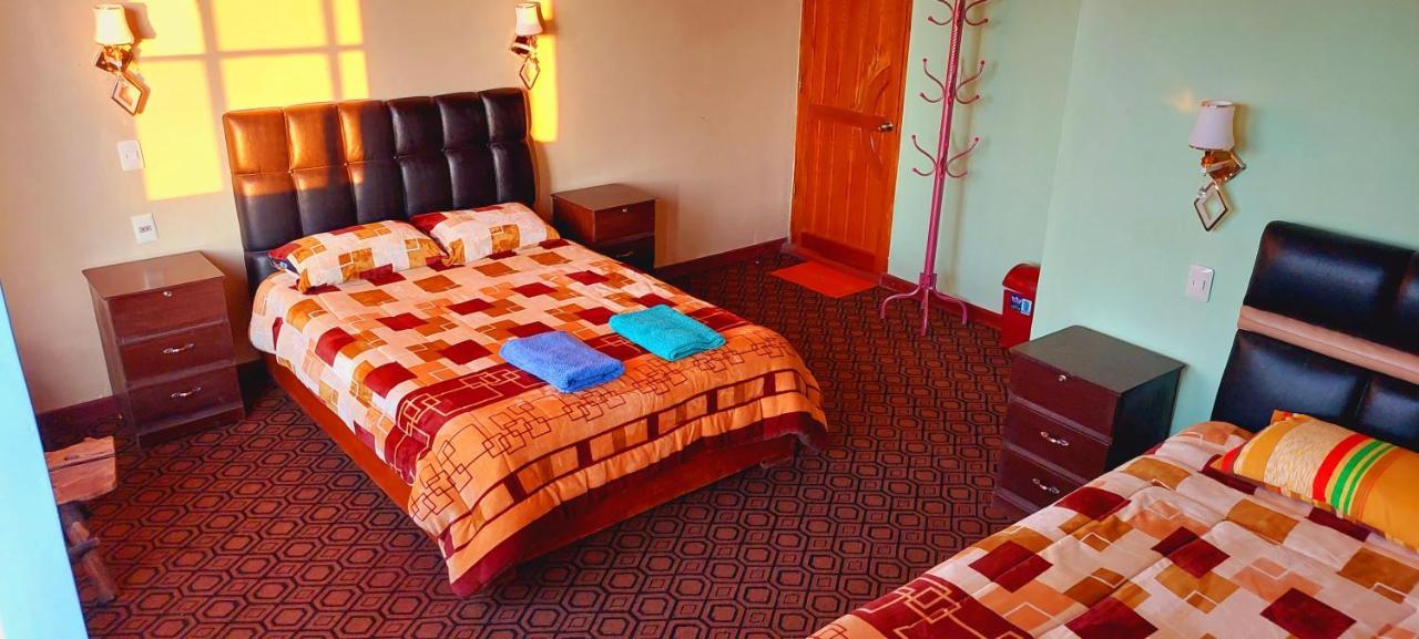 Hotel Suma Uta à Copacabana  Extérieur photo